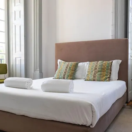 The Luggage 게스트하우스