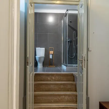 The Luggage 게스트하우스 4*